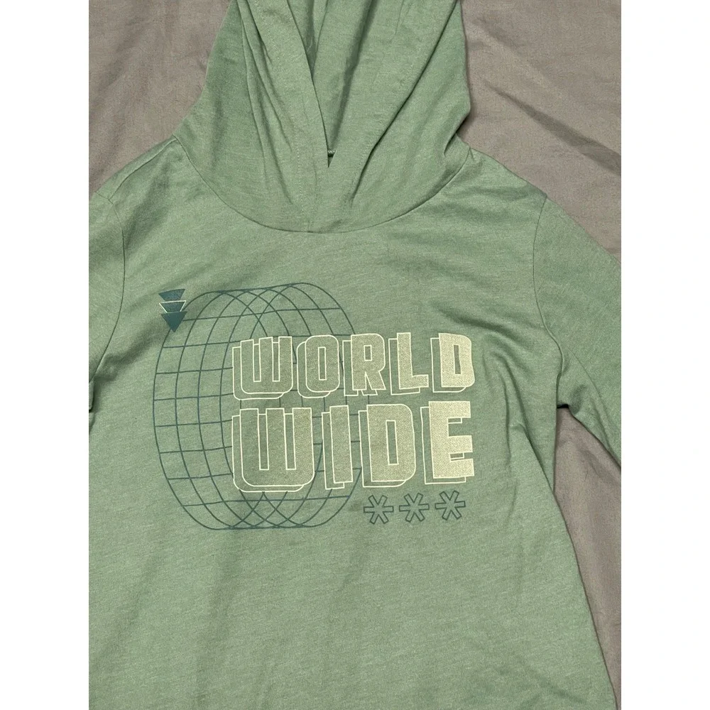 Carters Kids Green World Wide Graphic Long Sleeve Hooded T-Shirt Size 7 7A